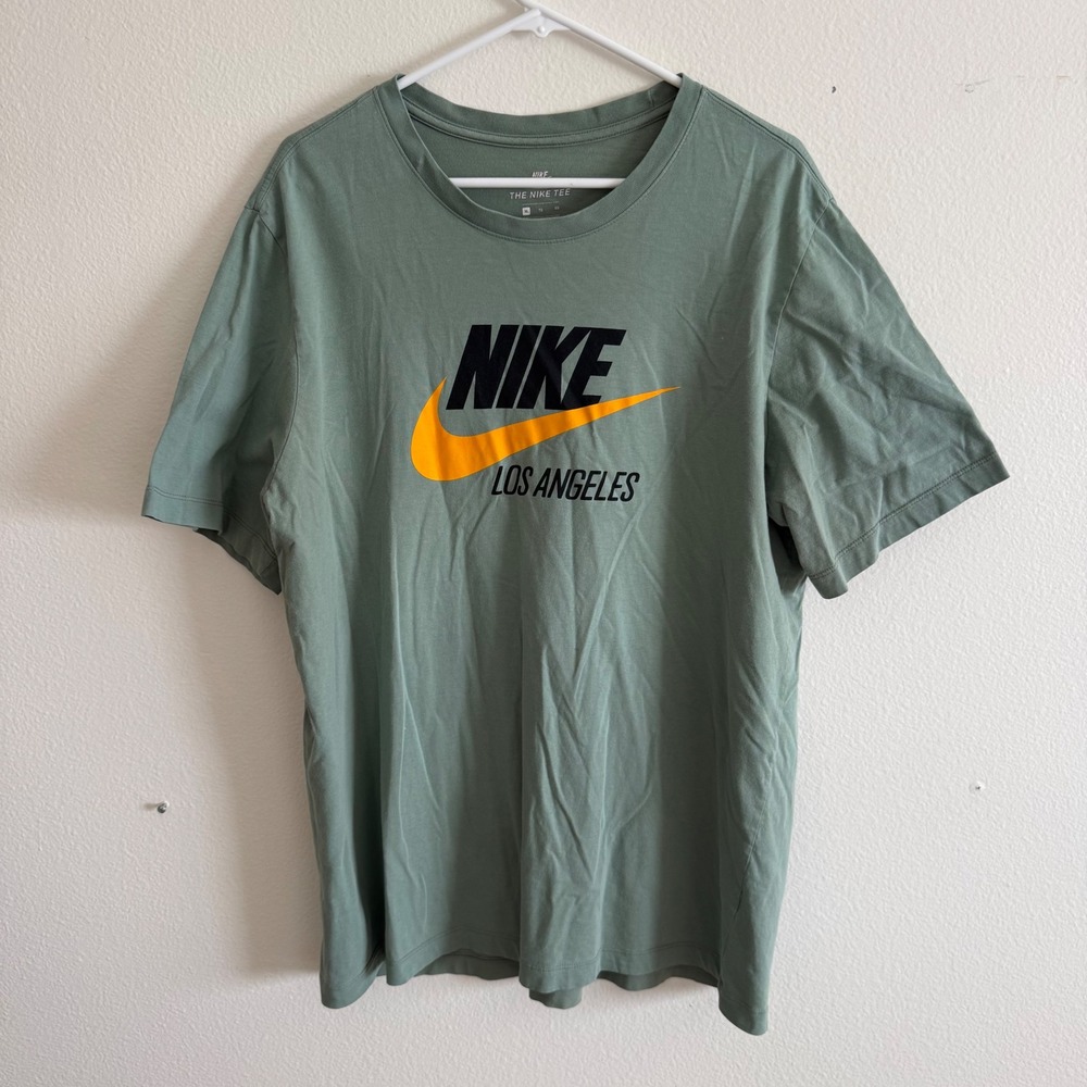 Nike Los Angeles Graphic T-Shirt Mens XL Sage Green Short Sleeve Swoosh Tee